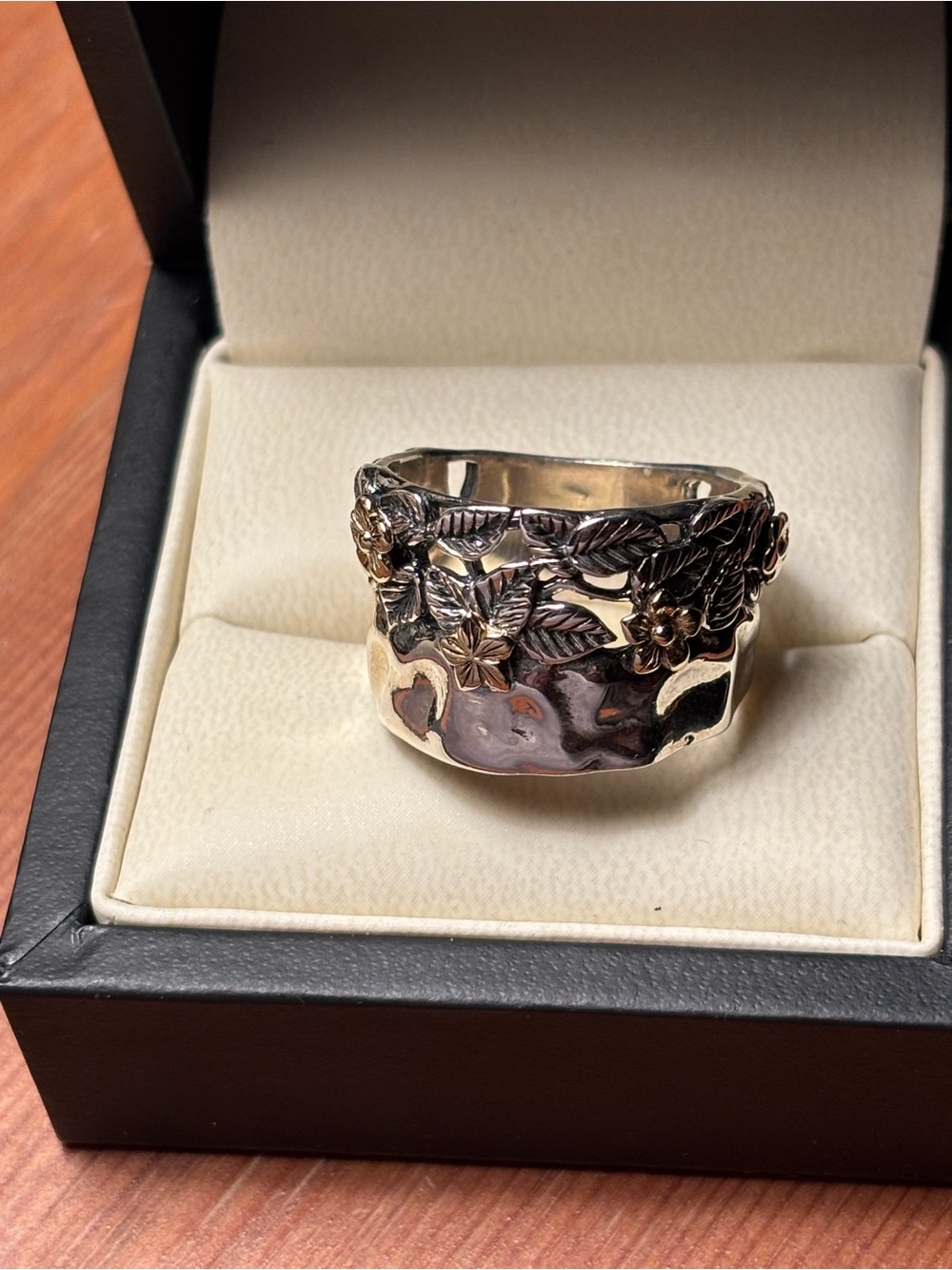 Or Paz Two-Tone Floral Leaf Wide Band Ring in Silver and Gold